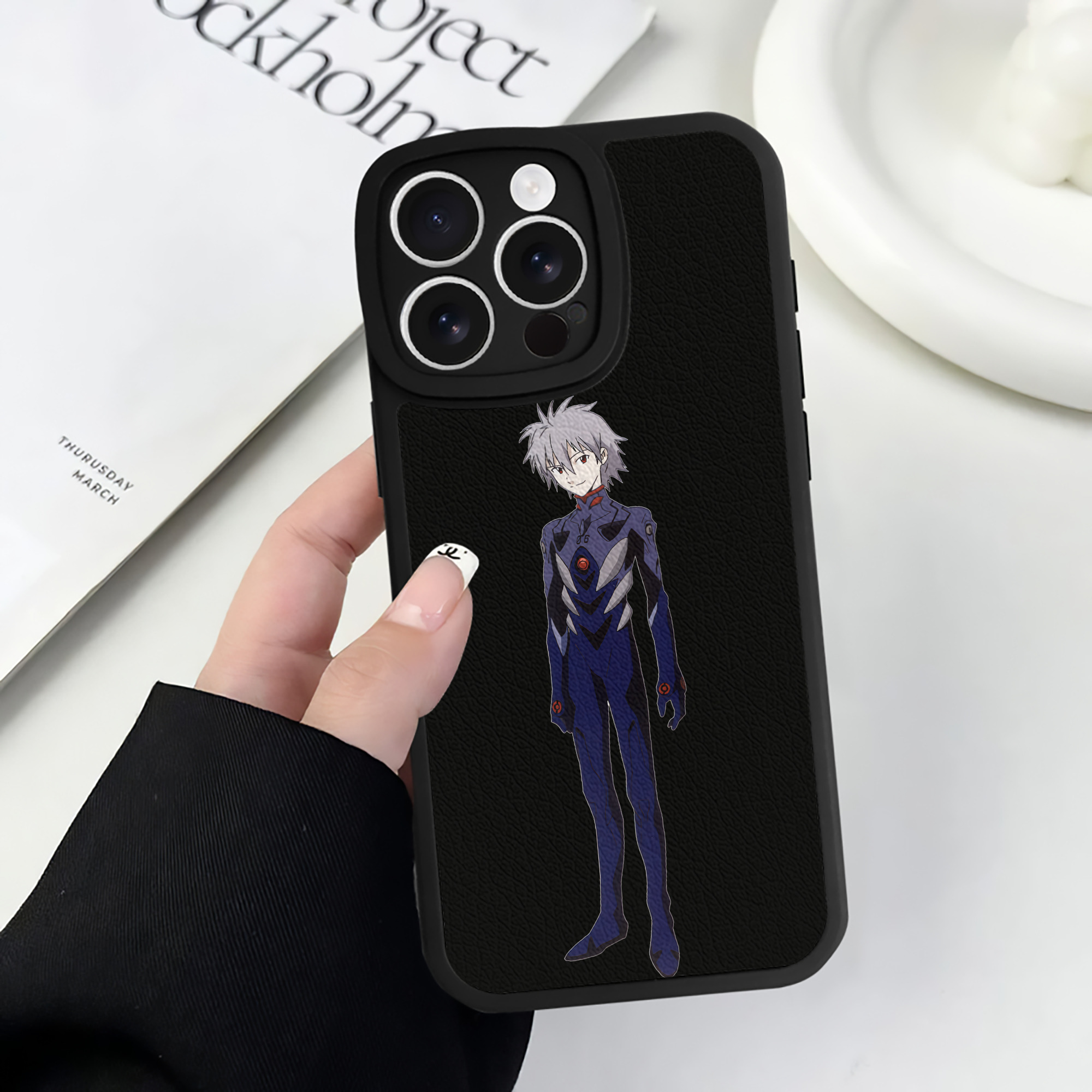 （画像用） EVA 新世紀エヴァンゲリオン 【iPhone 16シリーズ対応】シリコンスマホケース（レザー調） 材質：シリコン